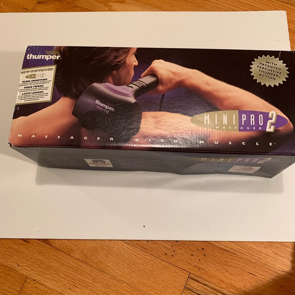 Thumper Mini Pro 2 massager